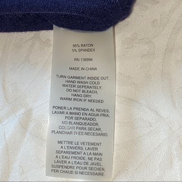 Essentials by Milano batwing poncho top Sz S - Picture 6 of 6